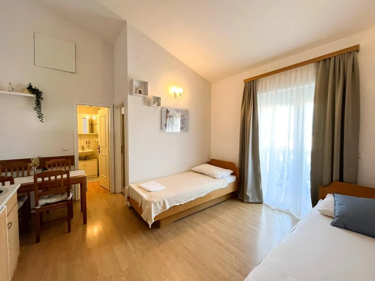 Apartments Dubravka  Medulin